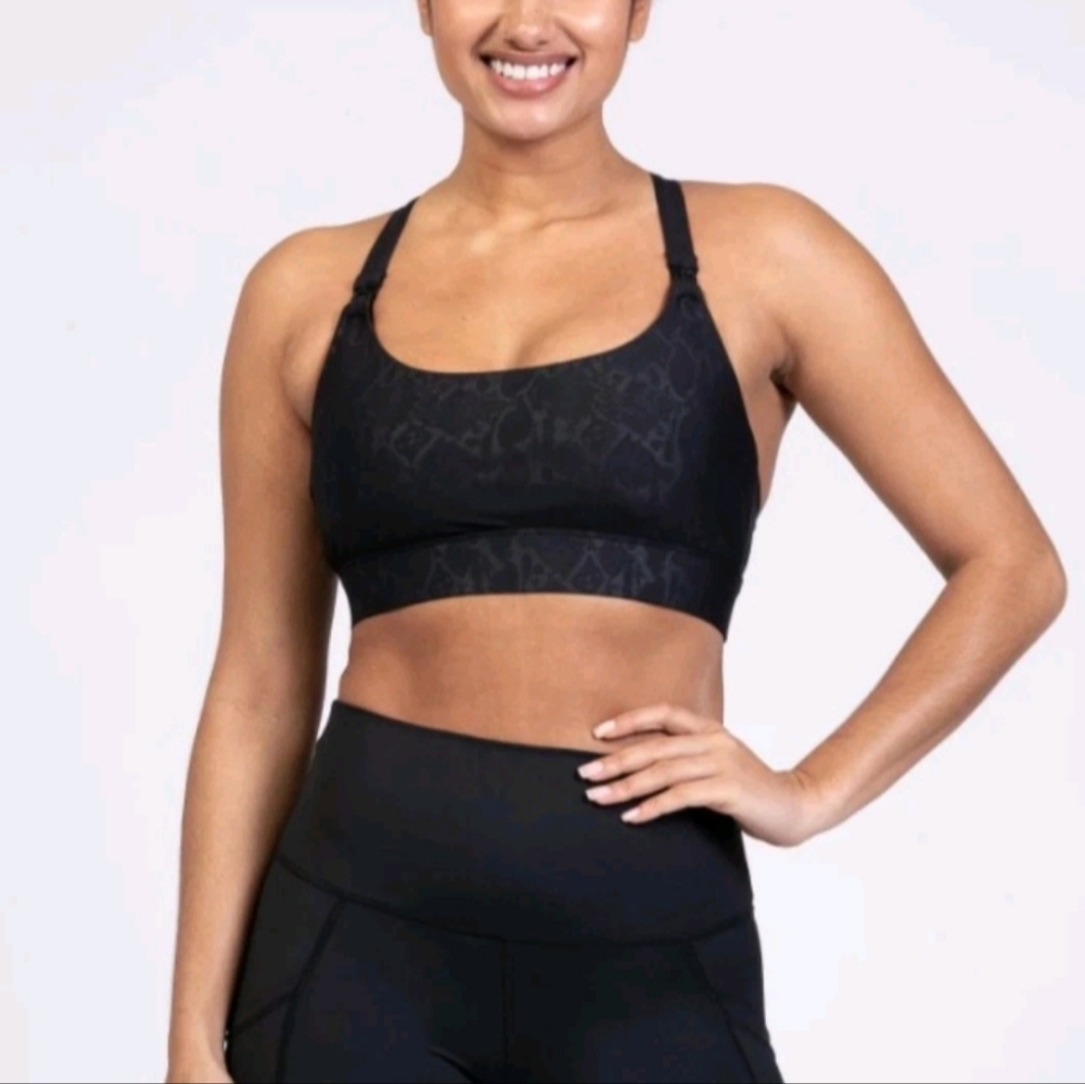 Sweat and Milk Océane 4 - Medium Support Nursing & Hands-Free Pumping Sports Bra